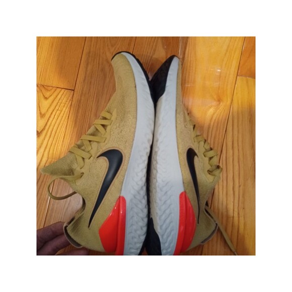 Size 7 - Nike Epic React White - Picture 5 of 5